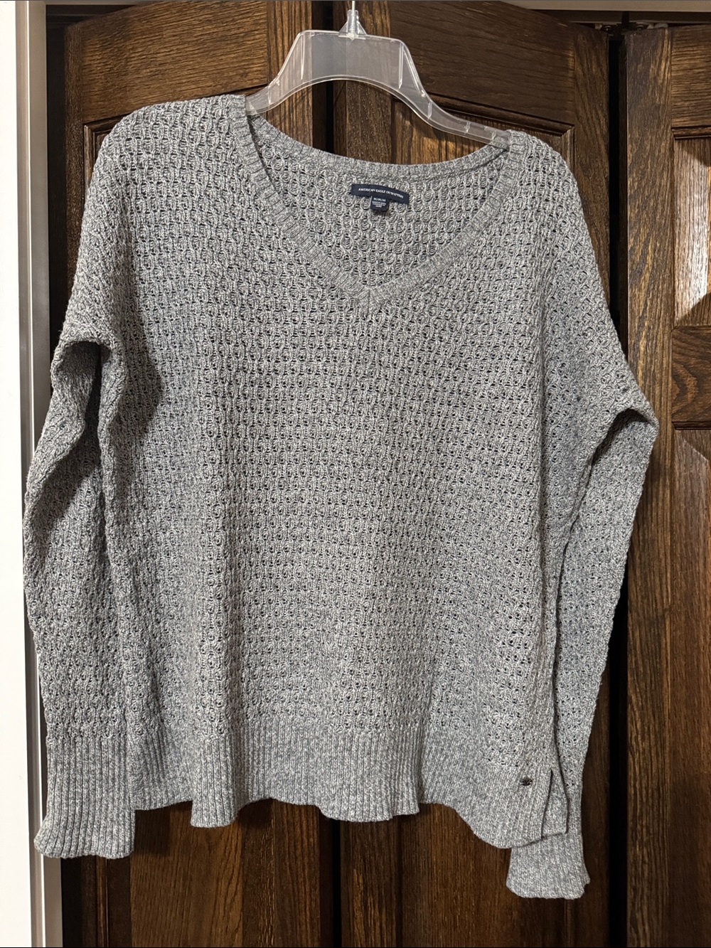American Eagle Outfitters Gray V-Neck Textured Knit Sweater